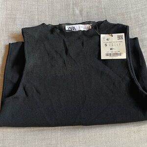 New with tags Black two tone texture tank top Zara Size Small